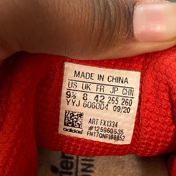 Adidas Women’s Ultraboost Triple Red Athletic Shoes - Picture 7 of 7